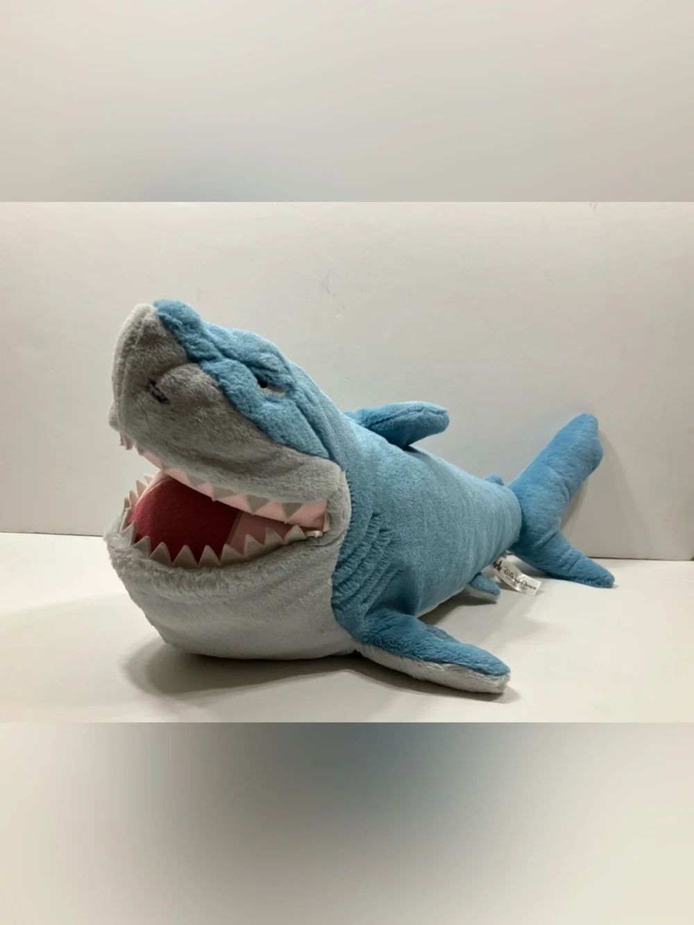 Finding Nemo - talking Bruce the Shark  Stuffed Animal NWOT